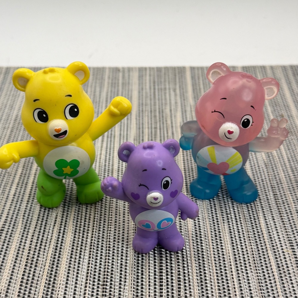Care Bears Unlock the Magic Mini Figures Lot Good Luck Share Love-a-Lot Bear PVC